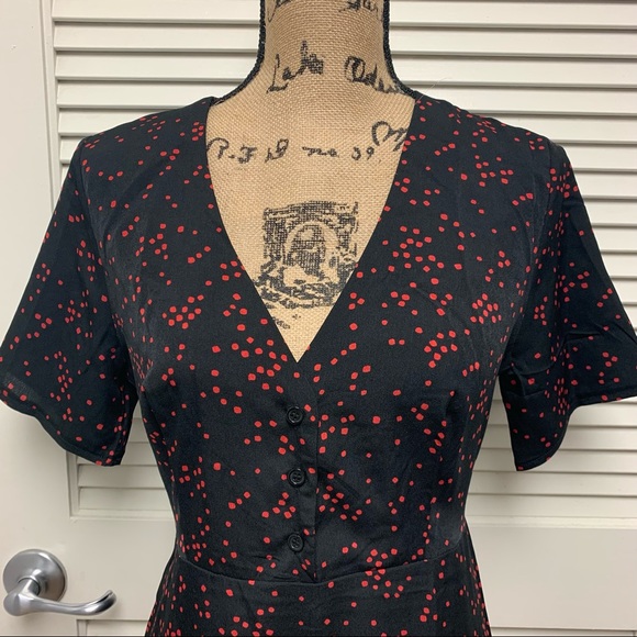 NWT Nasty Gal Black w/ Red Dot Print Midi Dress. Size US 8 - Picture 3 of 6